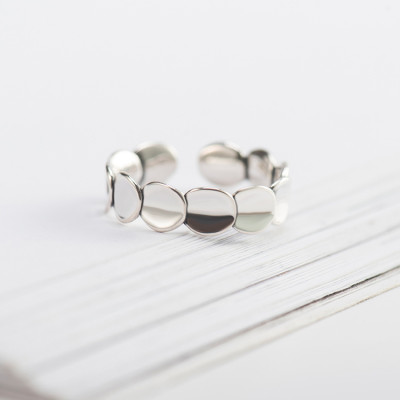 Hammered Elegance Stirling Silver Band Ring for Women