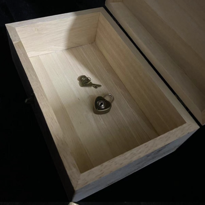 Star of David Distressed Wooden Keepsake Box