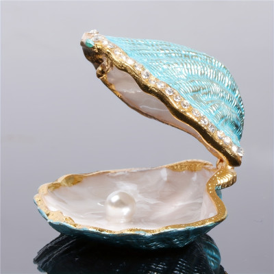 Seashell Trinket Box with Pearl - Elegant Jewelry Storage, Decorative Piece