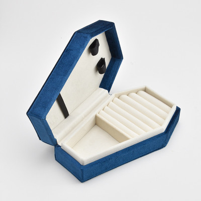 Gothic Coffin Velvet Jewelry Box - Unique Storage for Necklaces, Earrings, and Rings